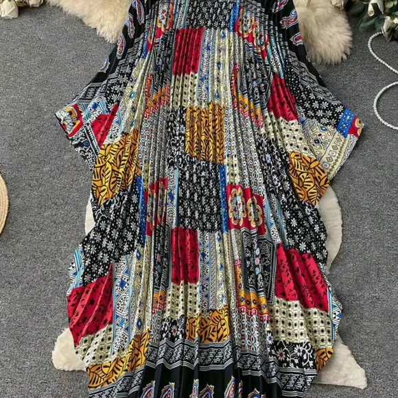 SHEIN Red and Blue Pleated Maxi Dress with Dolman Sleeves - Picture 2 of 3